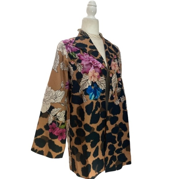 RL Nishat Pret Floral Animal Print Blazer Jacket Cotton NWT - Picture 4 of 12